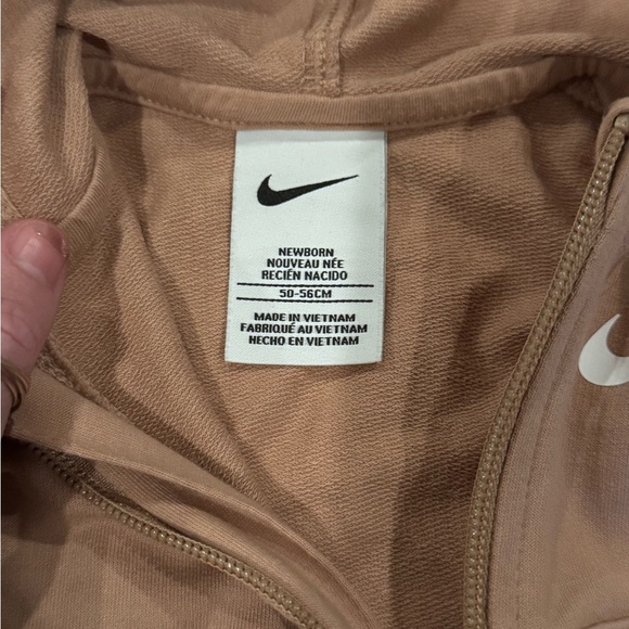 Nike Essentials Baby Hooded Coverall - Picture 9 of 11